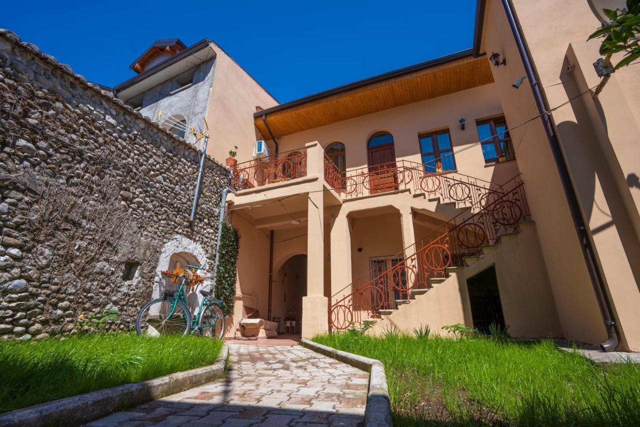 Art Rooms Gjuhadol Шкодер Экстерьер фото
